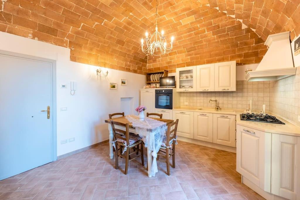 Lajatico Rentals - Terrazza Sul Tramonto Del Silenzio Экстерьер фото
