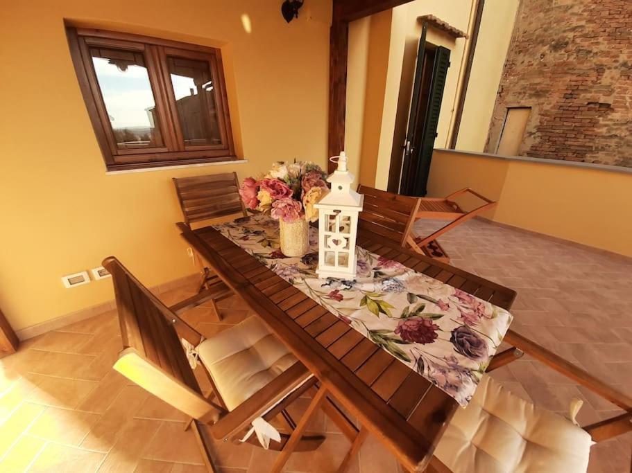 Lajatico Rentals - Terrazza Sul Tramonto Del Silenzio Экстерьер фото